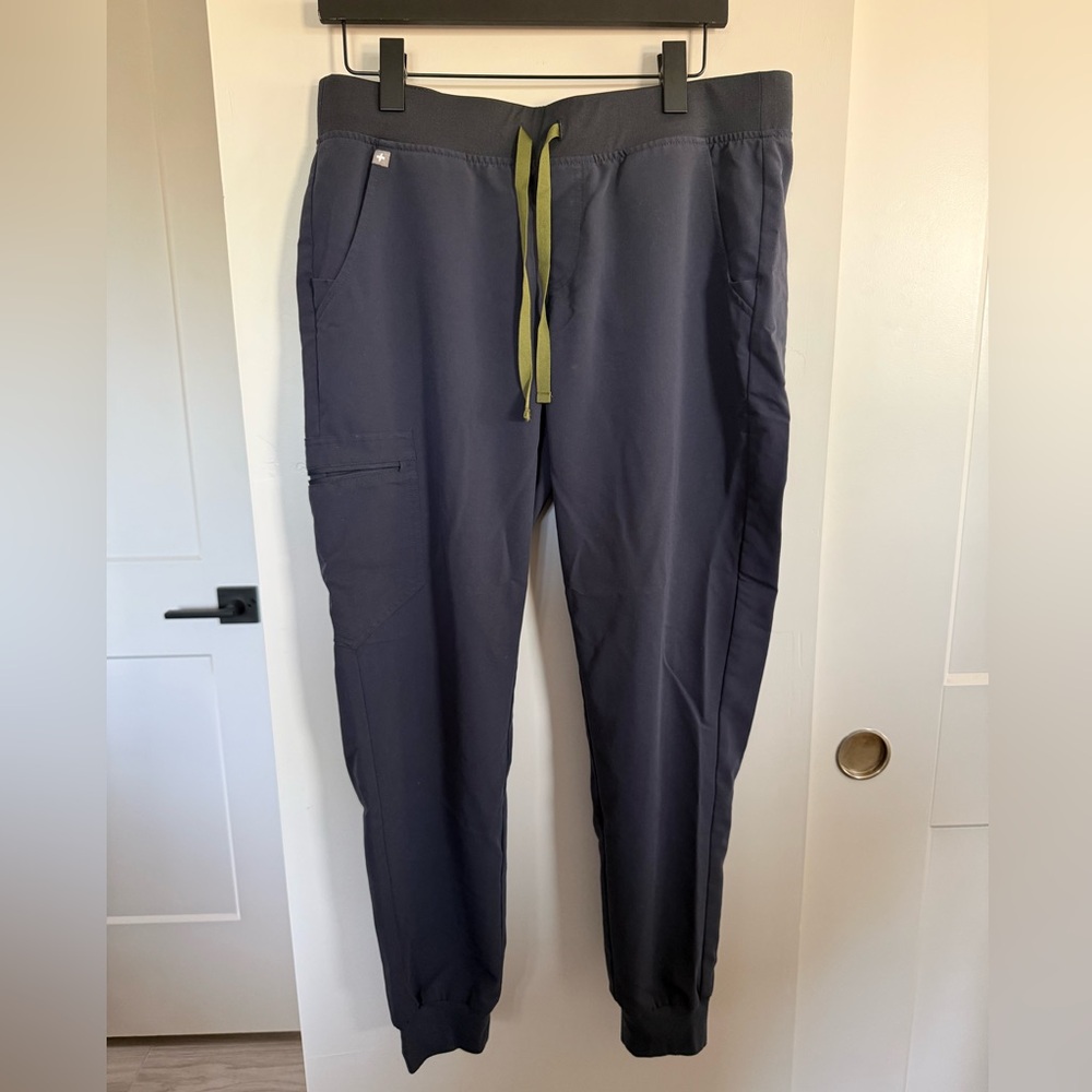 Figs Limited Edition Color Zamora Jogger Scrub Pants Size Large